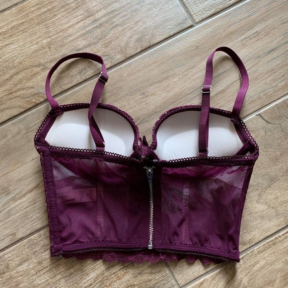 Victoria's Secret purple lace corset - Picture 5 of 9